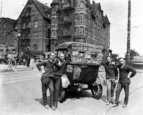 On May 26, 1924, the Los Angeles Newsboys’ Quartette posed in front of the Tacoma Hotel and totem pole. Source: Marvin D. Boland Collection, Tacoma Public Library
