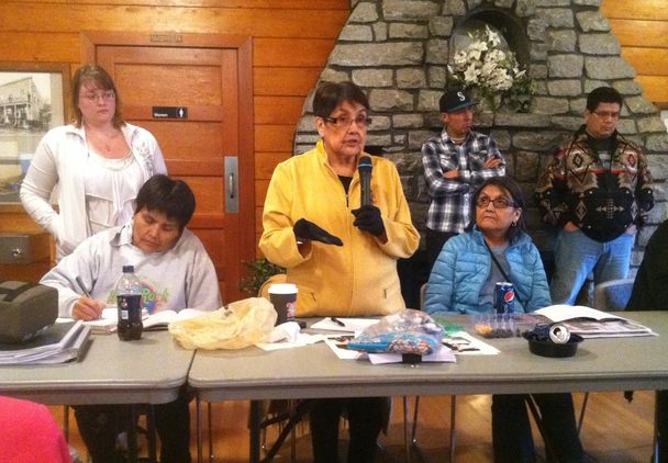 Lynda V. Mapes / The Seattle TimesArlene Ventura, a Snoqualmie tribal elder, urges members to make a fresh start by establishing a government and membership that meets constitutional requirements.
