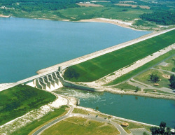 performance.govA 46-megawatt hydroelectric facility is being built at Red Rock Lake in Iowa.