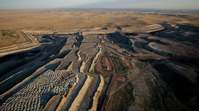 A coal mine in Wyoming's Powder River Basin. Elected officials from the Northwest and beyond want Oregon Gov. John Kitzhaber to stop the Morrow Pacific project, which transfer Powder River Basin coal to Asia by way of the Columbia River. | credit: Katie Campbell | rollover image for more